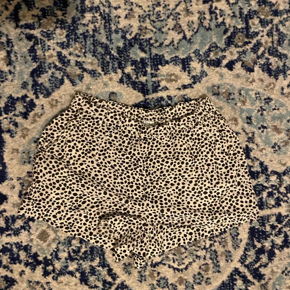 american eagle - aerie animal print shorts